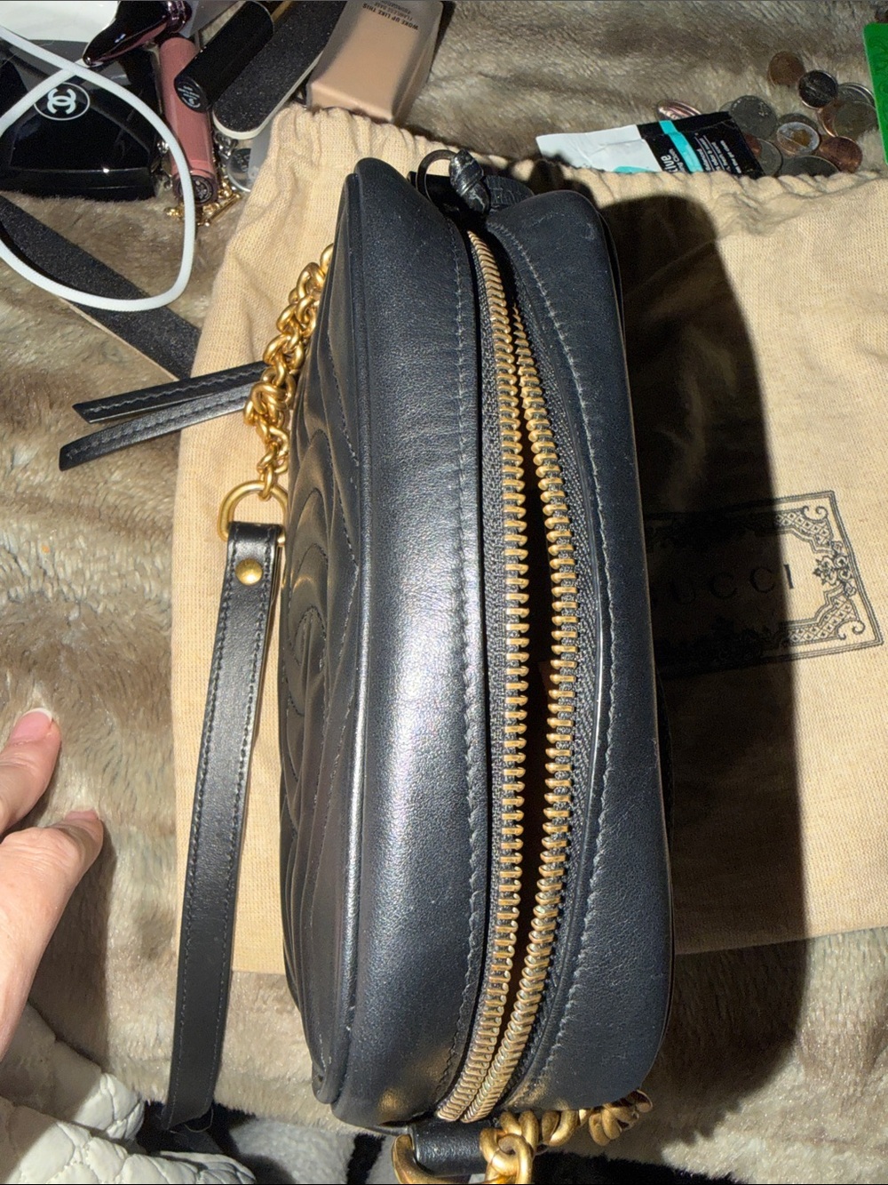 Gucci Black Chevron Quilted Leather Crossbody with Gold Double G - Picture 5 of 16